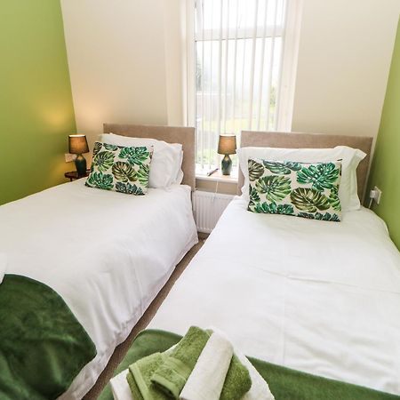 195 Durham Road Villa Consett Bagian luar foto